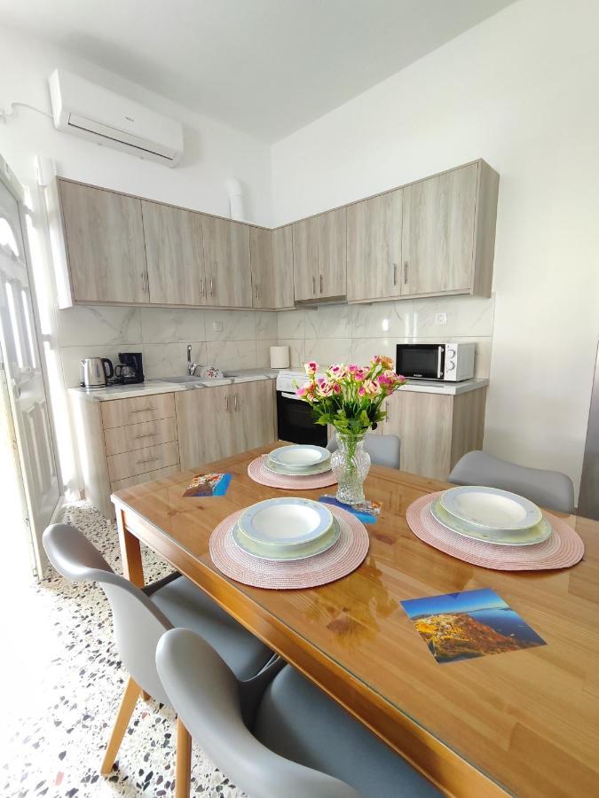 Oasis Apartments Perissa  Bagian luar foto
