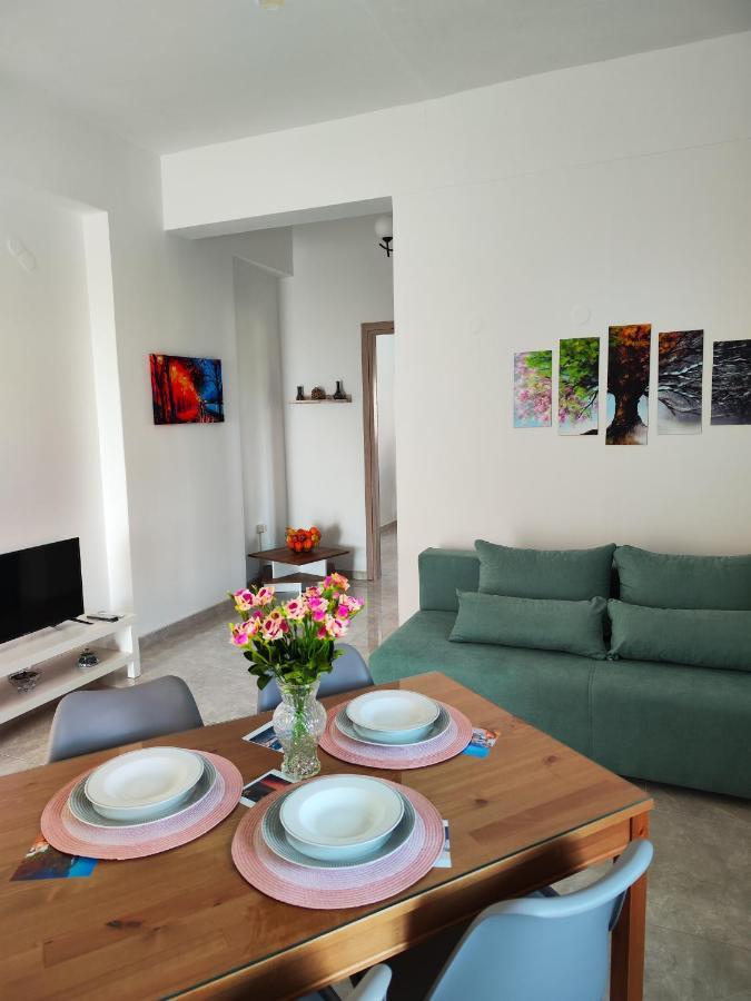 Oasis Apartments Perissa  Bagian luar foto