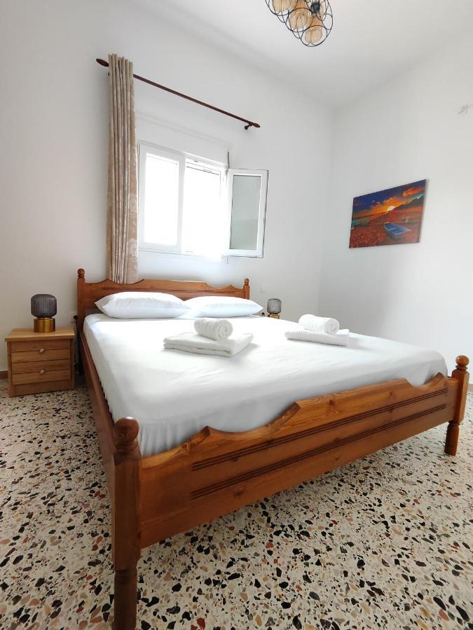 Oasis Apartments Perissa  Bagian luar foto