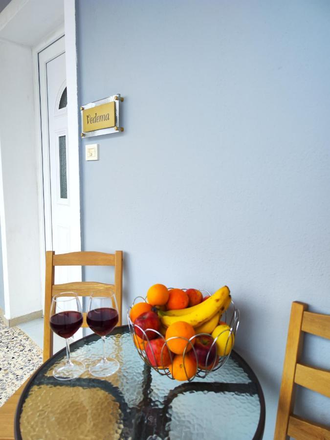 Oasis Apartments Perissa  Bagian luar foto