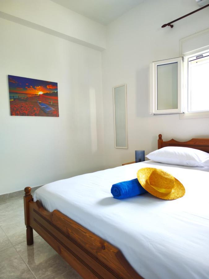 Oasis Apartments Perissa  Bagian luar foto